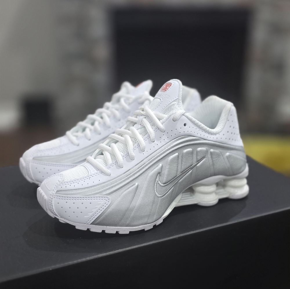 Nike Shox R4 White Metallic Silver Women's